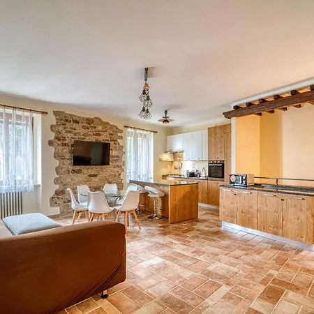 Guesthost - Santa Chiara With Panoramic Terrace * Asís