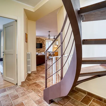 Guesthost - Santa Chiara With Panoramic Terrace *