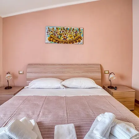 Apartamento Guesthost - Santa Chiara With Panoramic Terrace Asís