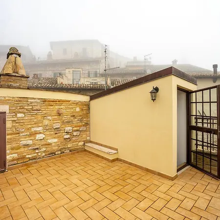 Apartamento Guesthost - Santa Chiara With Panoramic Terrace