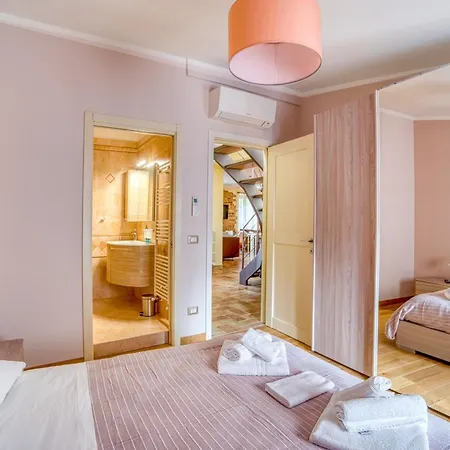 Apartamento Guesthost - Santa Chiara With Panoramic Terrace Asís