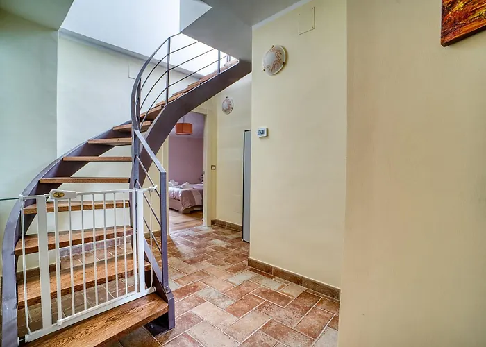 Guesthost - Santa Chiara With Panoramic Terrace Assisi